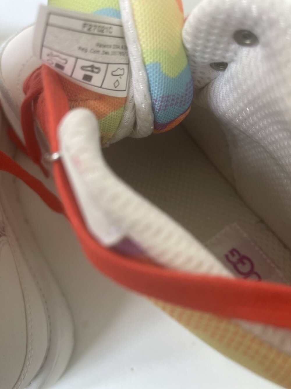 UGG Pride Highland Hi Cali Collage Sneakers Rainbow White Leather NWOB 9.5 - Picture 7 of 12
